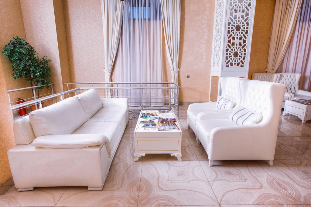 Admiral Hotel Baku Exteriör bild