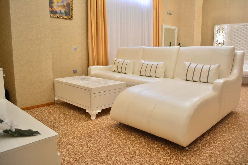 Admiral Hotel Baku Exteriör bild