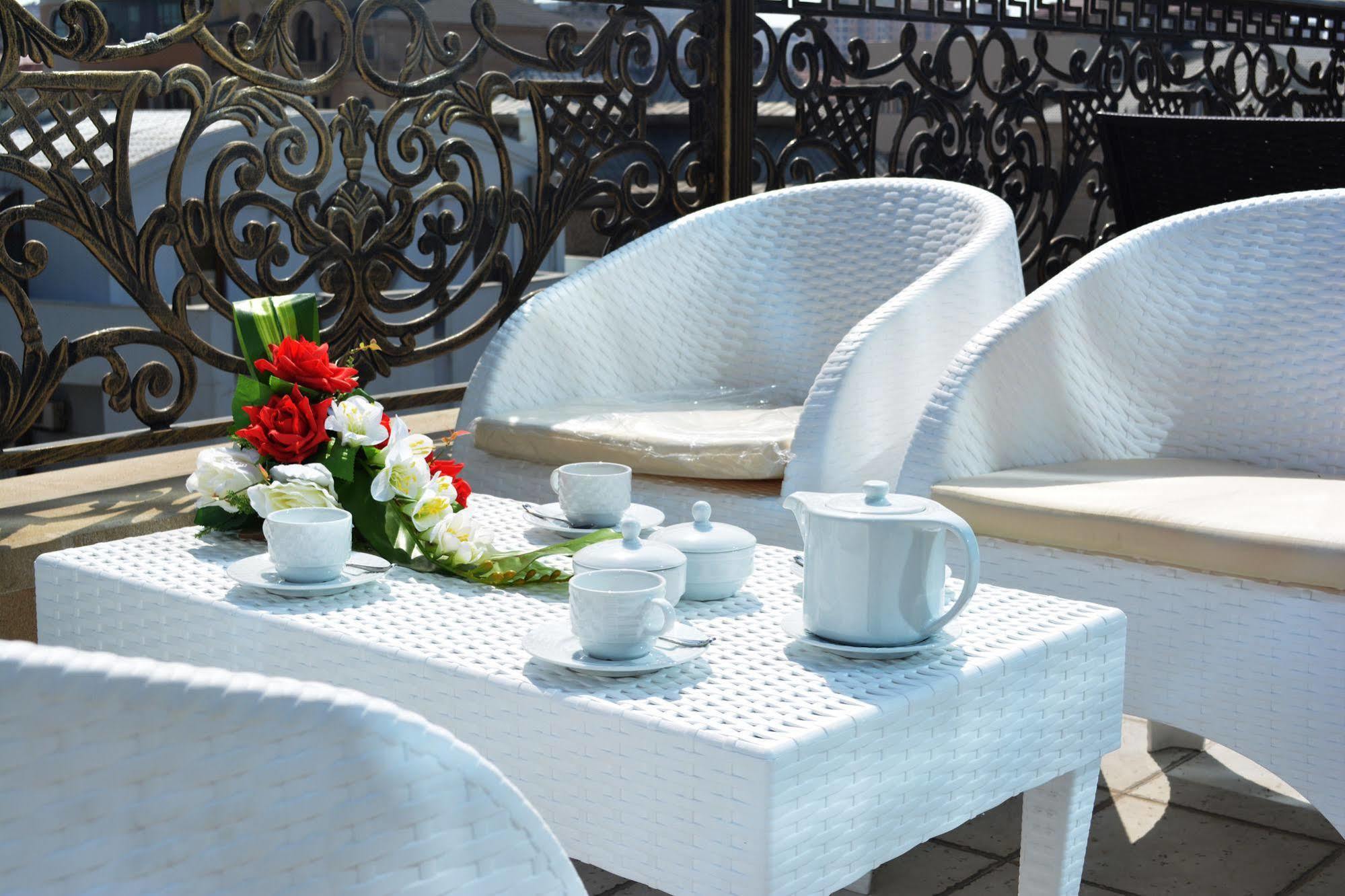 Admiral Hotel Baku Exteriör bild