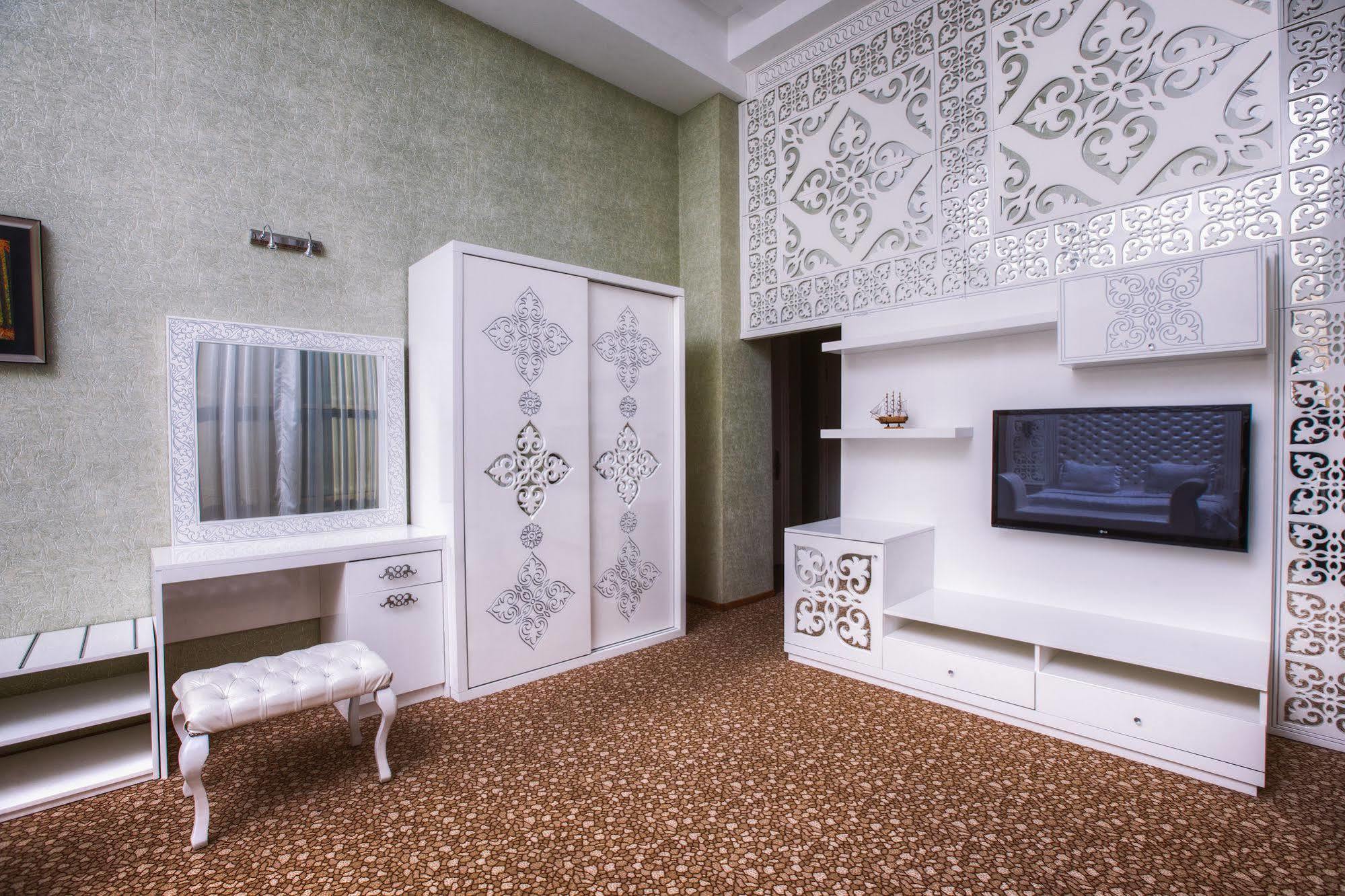 Admiral Hotel Baku Exteriör bild