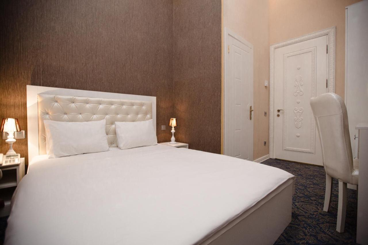 Admiral Hotel Baku Exteriör bild